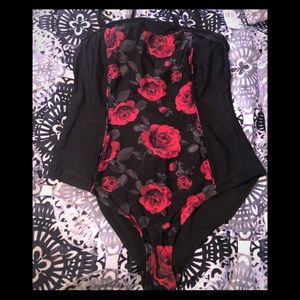 Forever 21 plus swimsuit new with tags